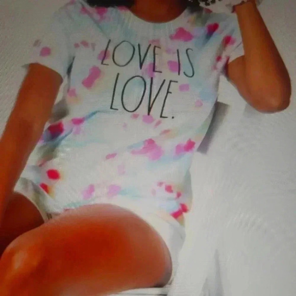 RAE DUNN TSHIRT - Picture 1 of 3